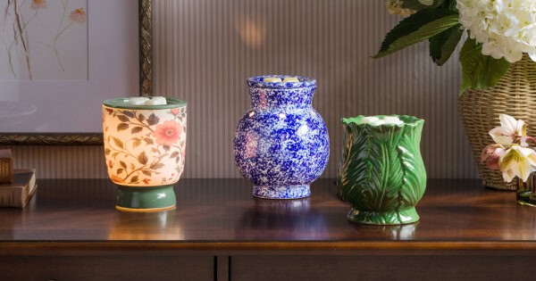 View the Scentsy Classic Warmer Collection