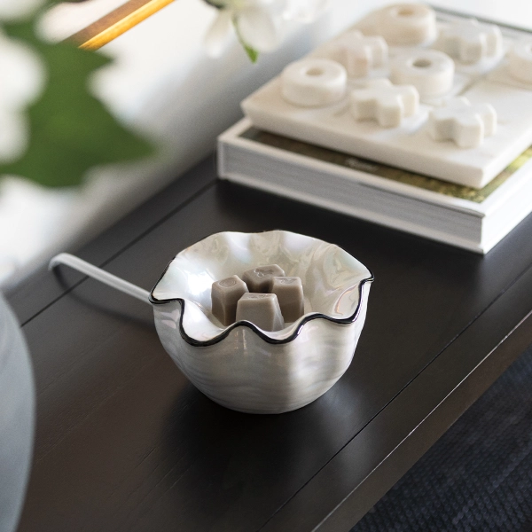 Scentsy Lustra Warmer home decor fragrance product