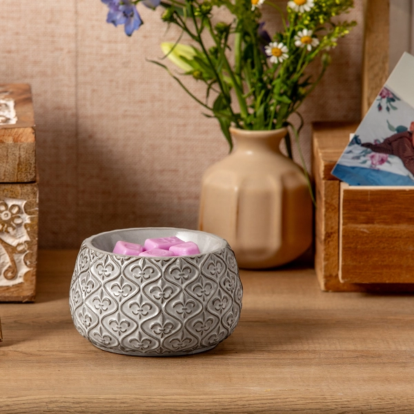 Scentsy Fleur-de-Lis Wax Warmer | Timeless Embossed Decor