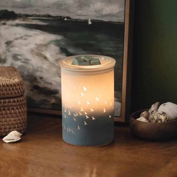 Scentsy Waves & Wings Wax Warmer | Coastal Ombre Glass With Soaring Birds